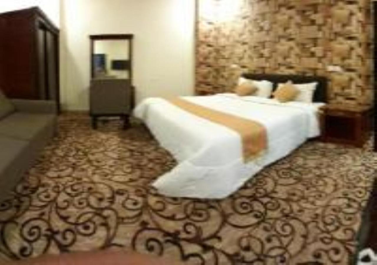 Aparthotel النباريس الذهبية Al Nabarees Al Zahabya 3*