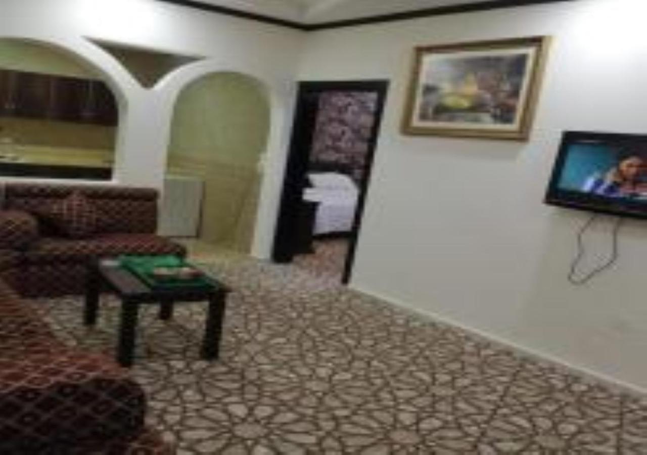 النباريس الذهبية Al Nabarees Al Zahabya