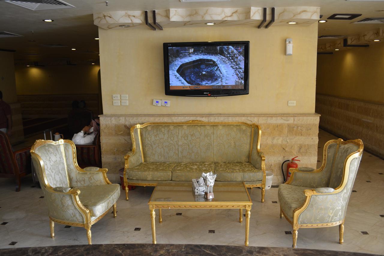 Aparthotel النباريس الذهبية Al Nabarees Al Zahabya 3*